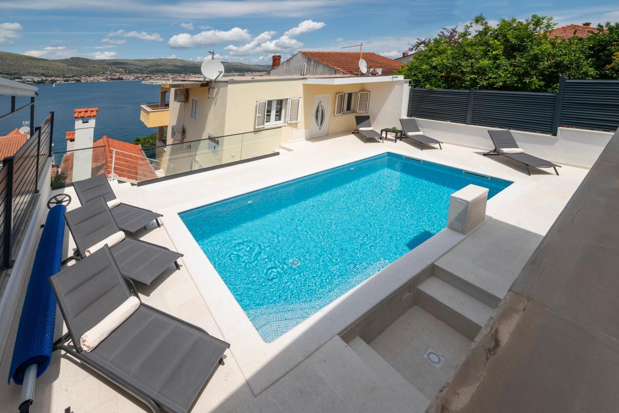Lavanda Residence With Heated Pool Trogir Split Donji Okrug  Kültér fotó