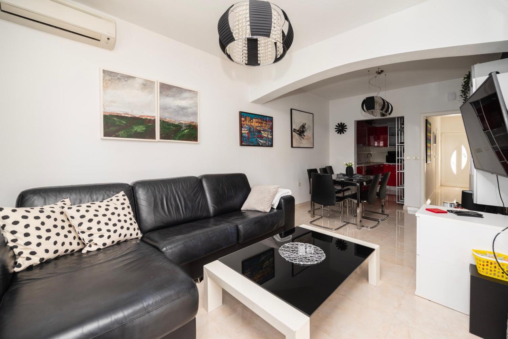 Lavanda Residence With Heated Pool Trogir Split Donji Okrug  Kültér fotó