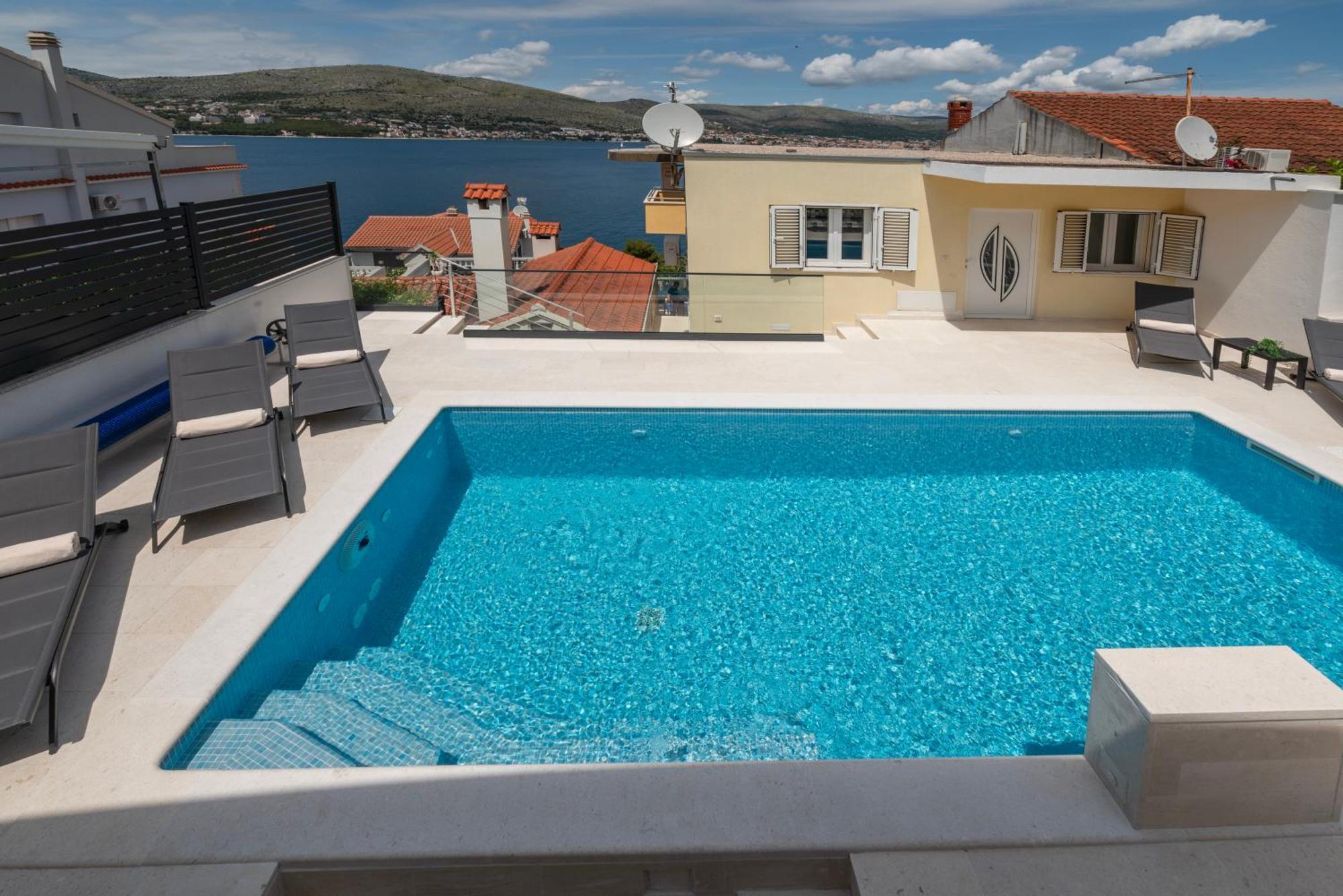 Lavanda Residence With Heated Pool Trogir Split Donji Okrug  Kültér fotó