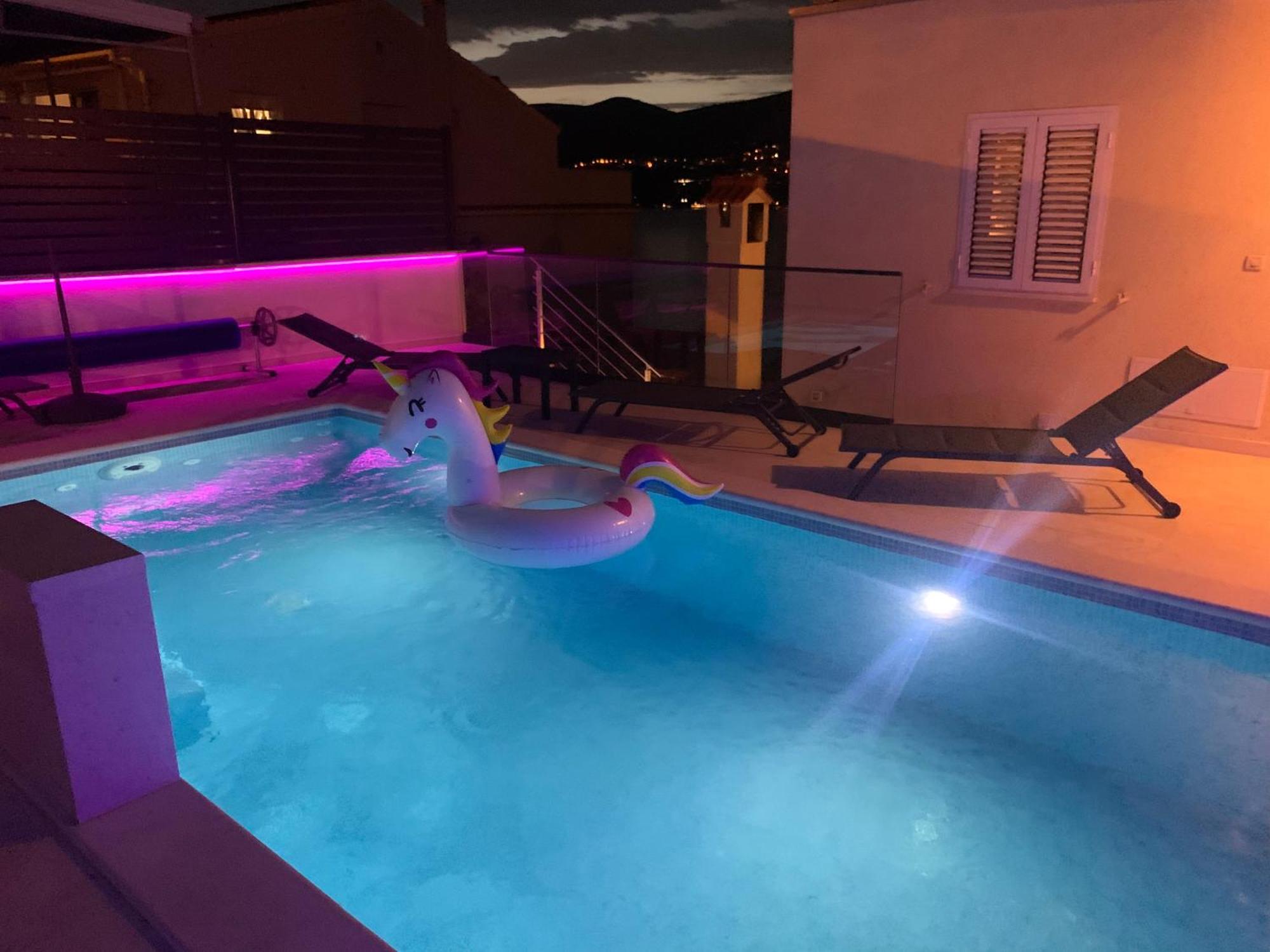 Lavanda Residence With Heated Pool Trogir Split Donji Okrug  Kültér fotó