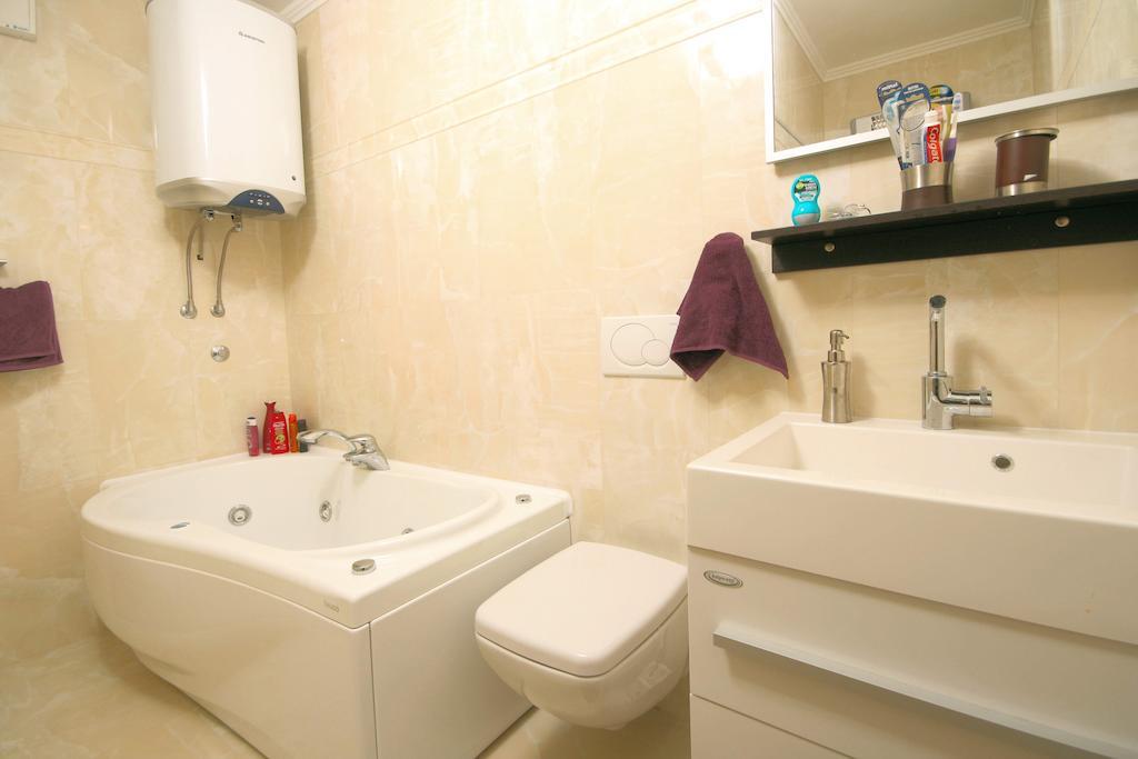 Lavanda Residence With Heated Pool Trogir Split Donji Okrug  Kültér fotó