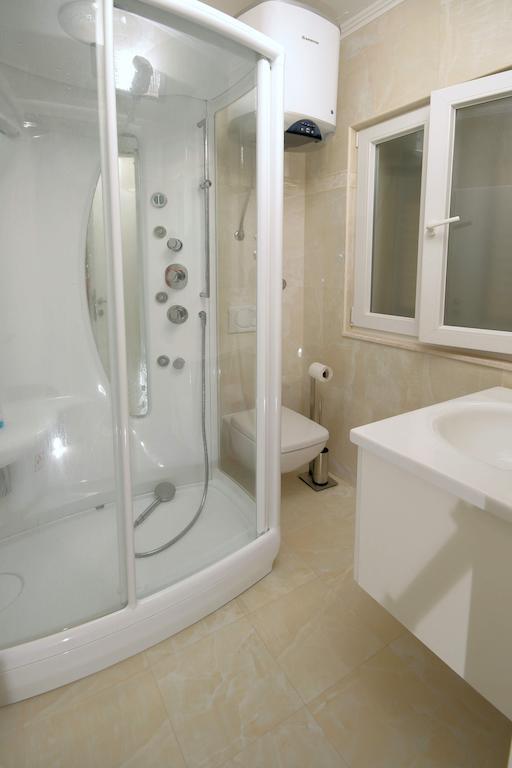 Lavanda Residence With Heated Pool Trogir Split Donji Okrug  Kültér fotó